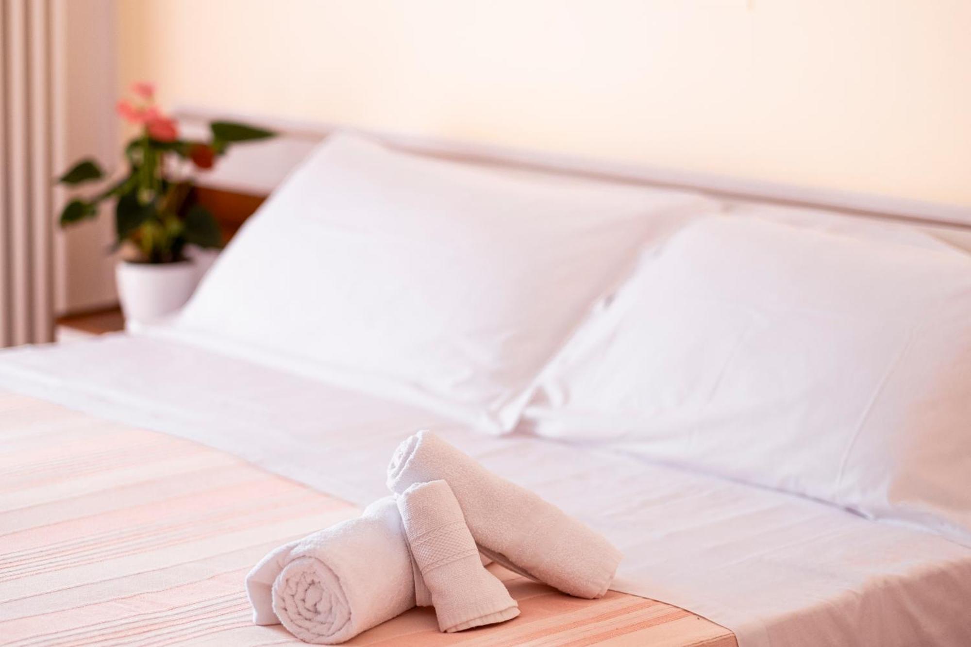 Hotel Cheri Rimini Ngoại thất bức ảnh